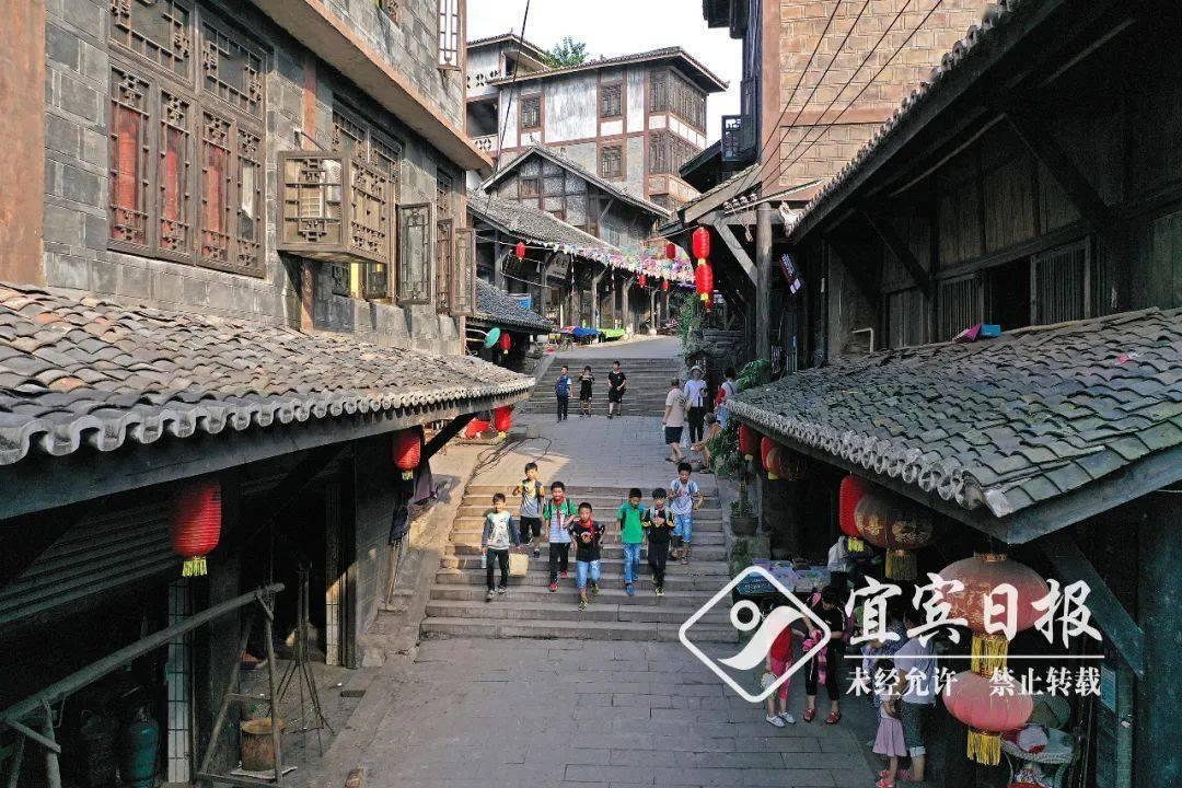 回声报：芬威主席曾开玩笑称要加薪留克洛普，但仍被后者拒绝
